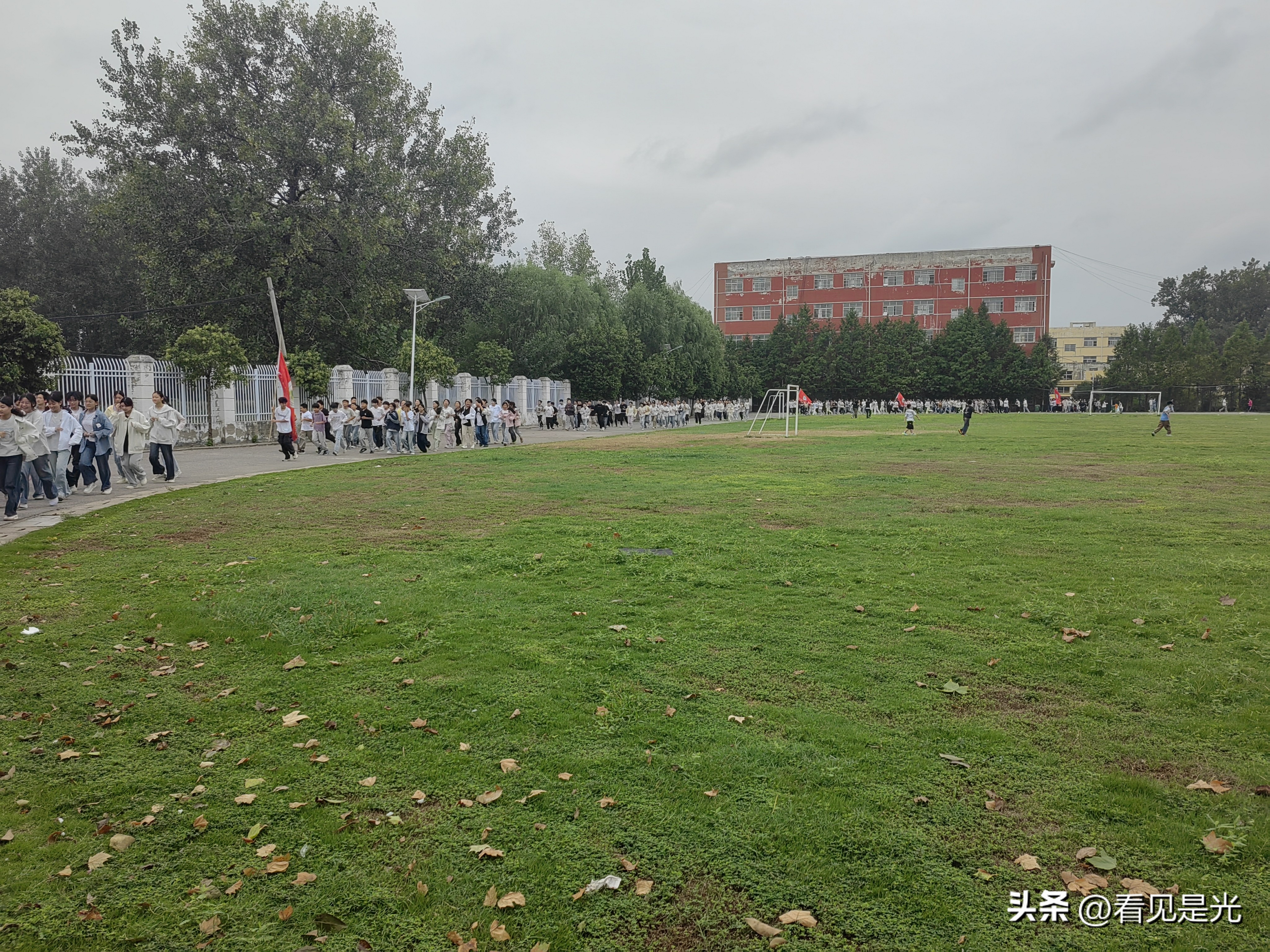 珍惜当下时间观念_时间从英语朗读中溜走_当前时间