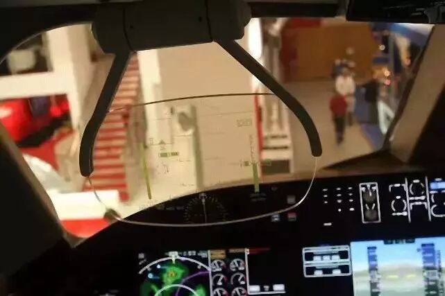 AR-HUD_ARHUD技术发展前景_HUD结合AR汽车应用