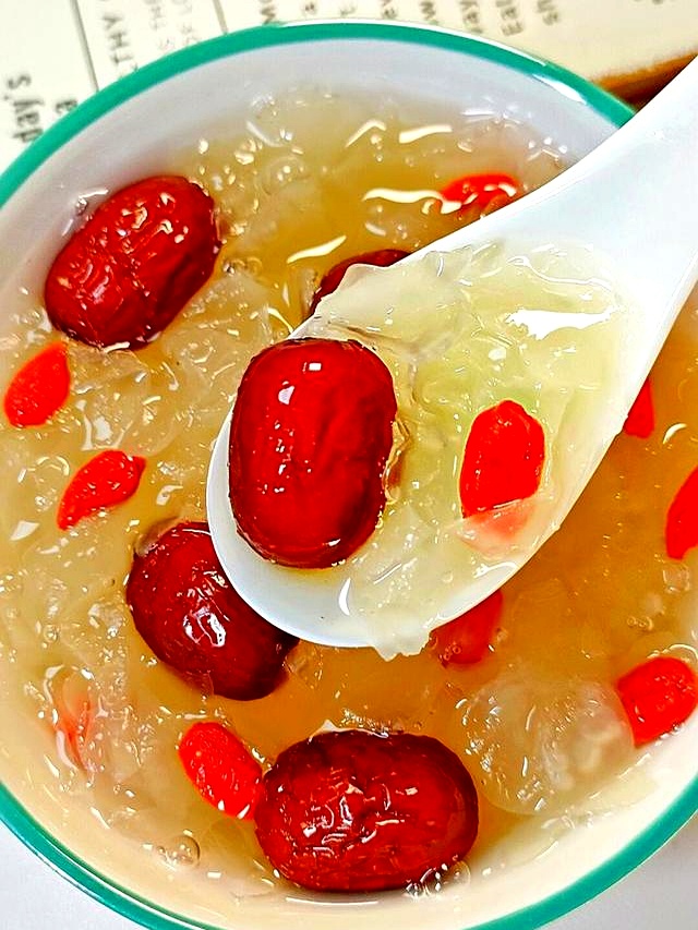 秋季养生食材清单_秋季养生食材_紫薯鸡蛋胡萝卜鱼肉银耳西兰花