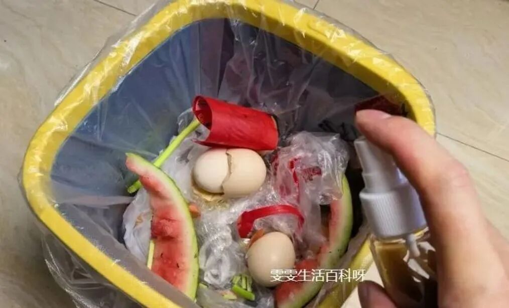 白醋藿香正气水除臭神器_下水道除臭配方_垃圾桶除臭白醋藿香正气水