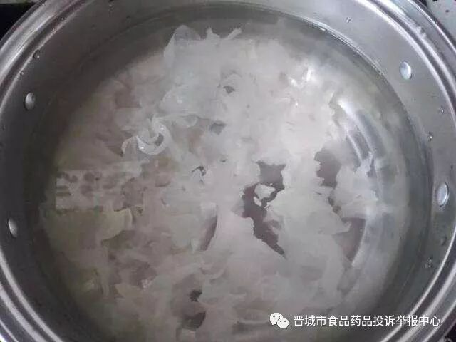 银耳泡发时长_发好的银耳过夜食用安全吗_银耳隔夜亚硝酸盐含量检测
