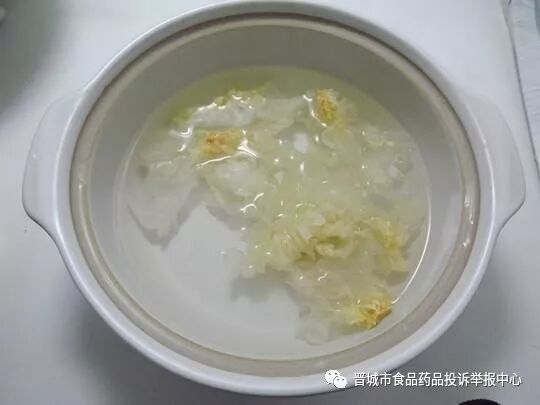 银耳隔夜亚硝酸盐含量检测_银耳泡发时长_发好的银耳过夜食用安全吗