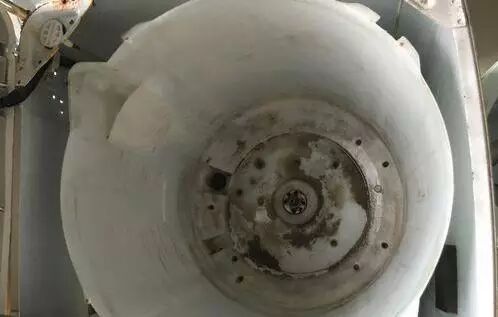 波轮洗衣机拆卸清洗步骤_滚筒洗衣机清洗方法_洗衣机清洁步骤