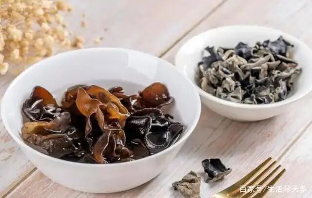 木耳泡发禁忌_泡黑木耳技巧_黑木耳快速泡发方法