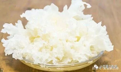 银耳汤出胶技巧_银耳泡发时长_冬天银耳汤做法