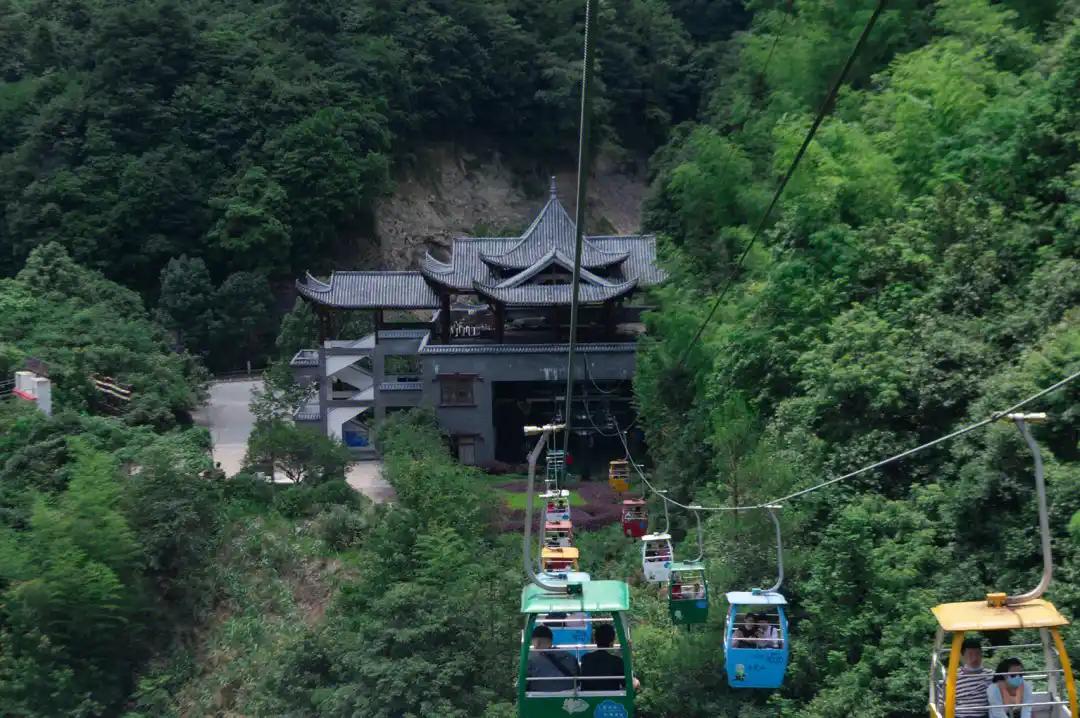大觉山公安民警免门票政策_大觉山景区民警福利活动_大觉山清凉漂