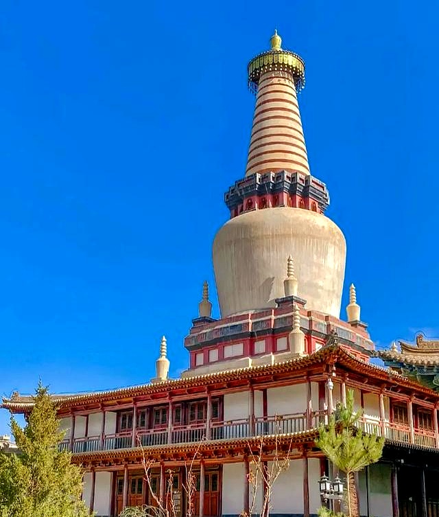张掖丹霞门票_张掖平山湖巴尔斯雪山自驾游_张掖七彩丹霞夜游攻略