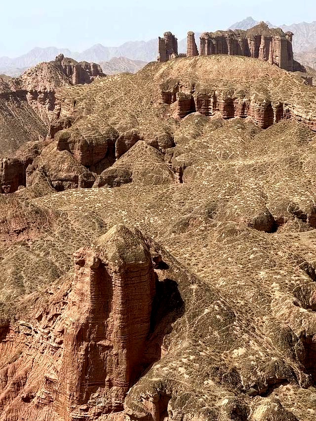 张掖七彩丹霞夜游攻略_张掖丹霞门票_张掖平山湖巴尔斯雪山自驾游