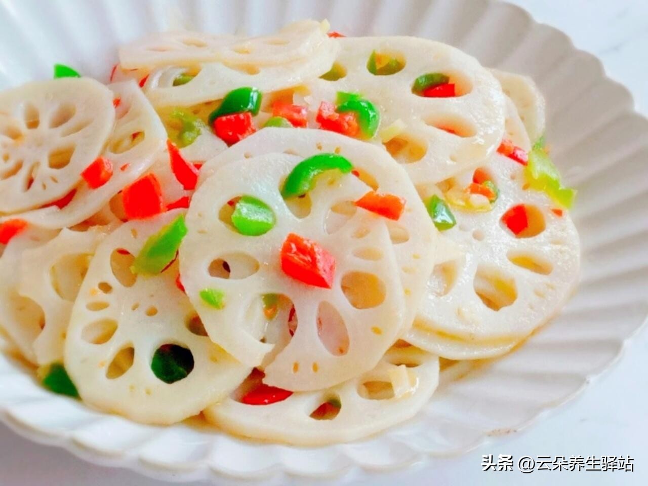 白萝卜排骨汤食谱_秋天润肺蔬菜_秋季润肺食谱