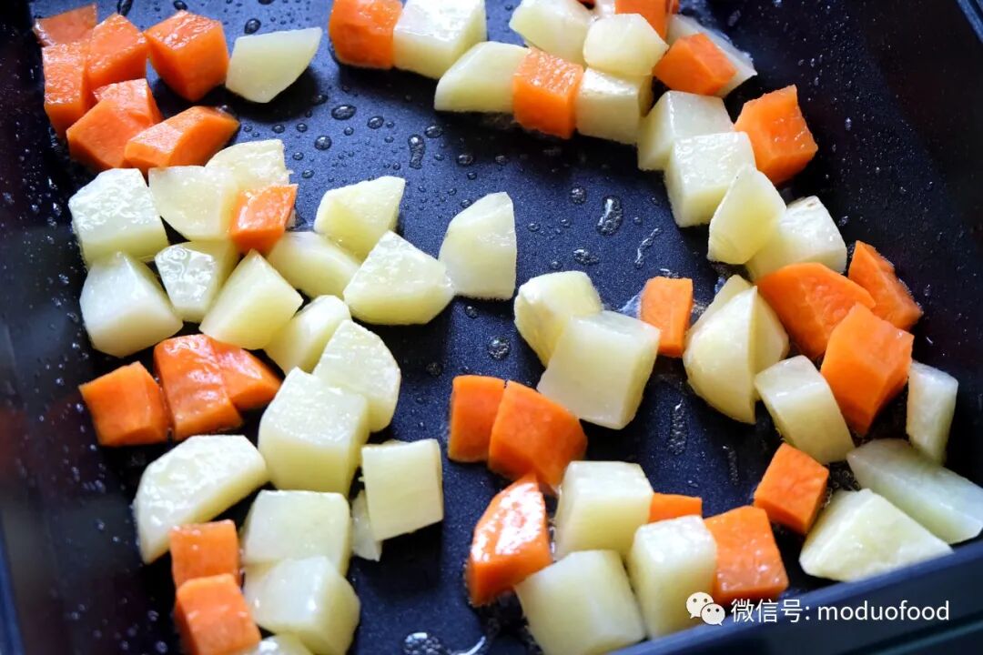 低脂高蛋白食谱_香煎土豆鸡胸肉食谱_低脂健康鸡肉做法