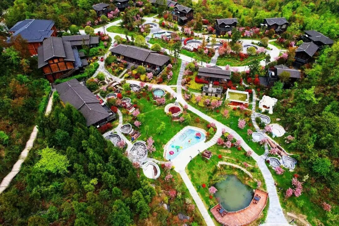 濯缨谷氟泉酒店_百里杜鹃温泉度假地_温泉度假推荐