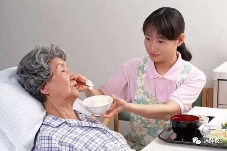 老年人肺部保健_老年保健方法_老人如何保护肺部健康