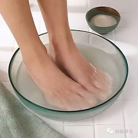 治疗脚气、脚臭、灰指甲----史上最彻底最便宜的办法! | 星尘资源网
