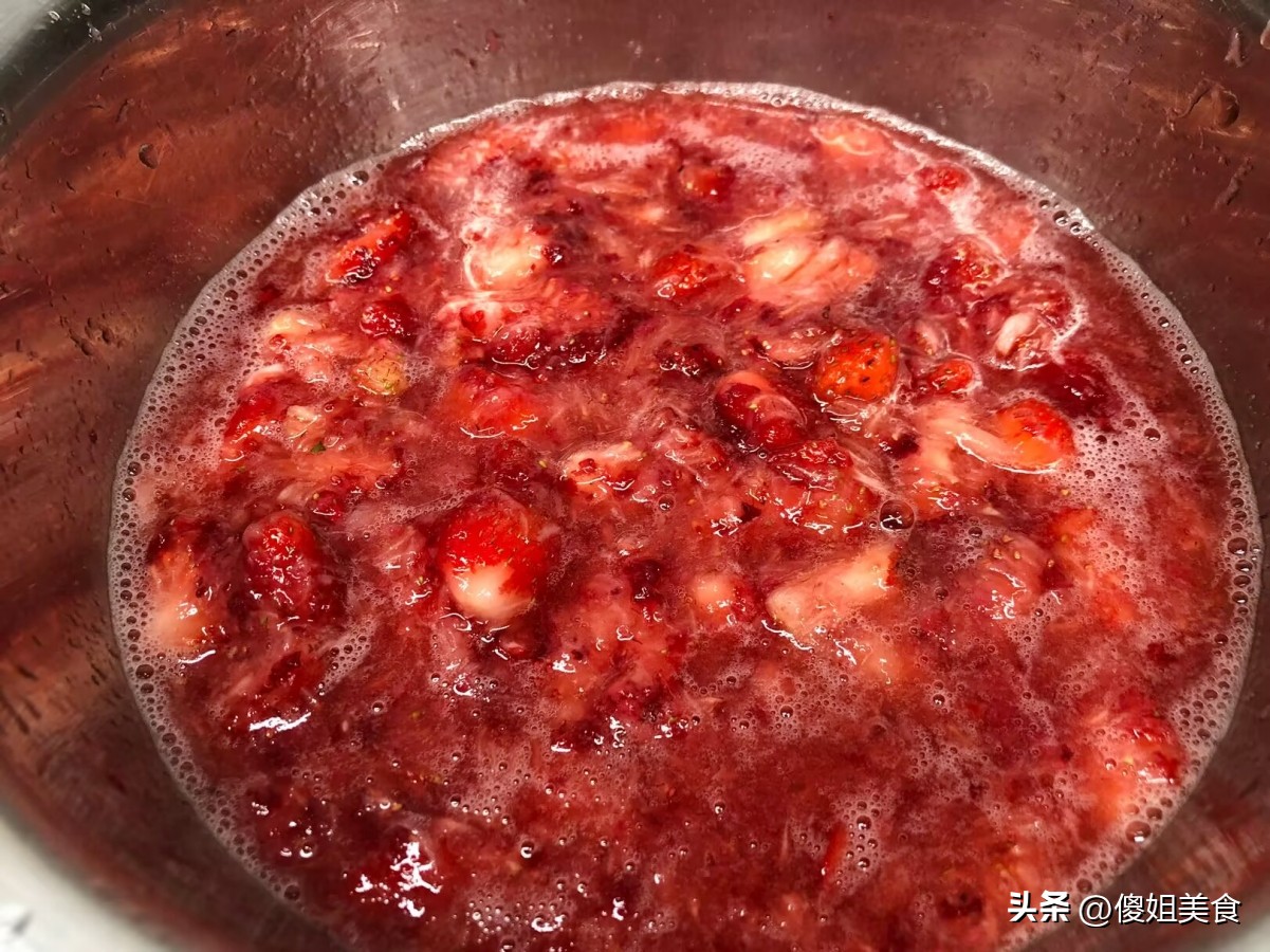 洗草莓正确方法_淘米水洗草莓技巧_草莓清洗技巧