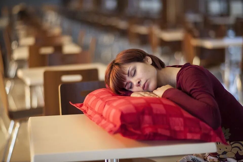 非快速动眼期与快速动眼期_睡眠周期规律_睡眠周期阶段划分