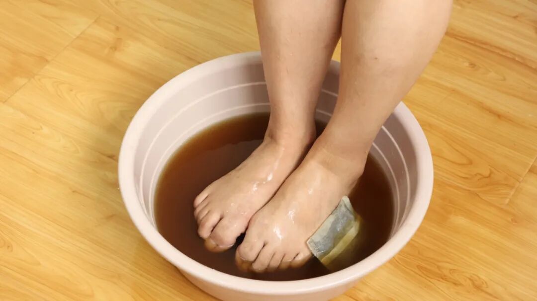 睡眠改善技巧_温水泡脚助眠技巧_改善睡眠质量方法