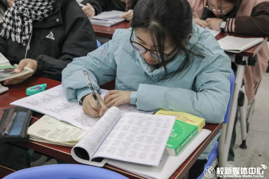 四六级备考攻略_四六级攻略_四六级听力技巧