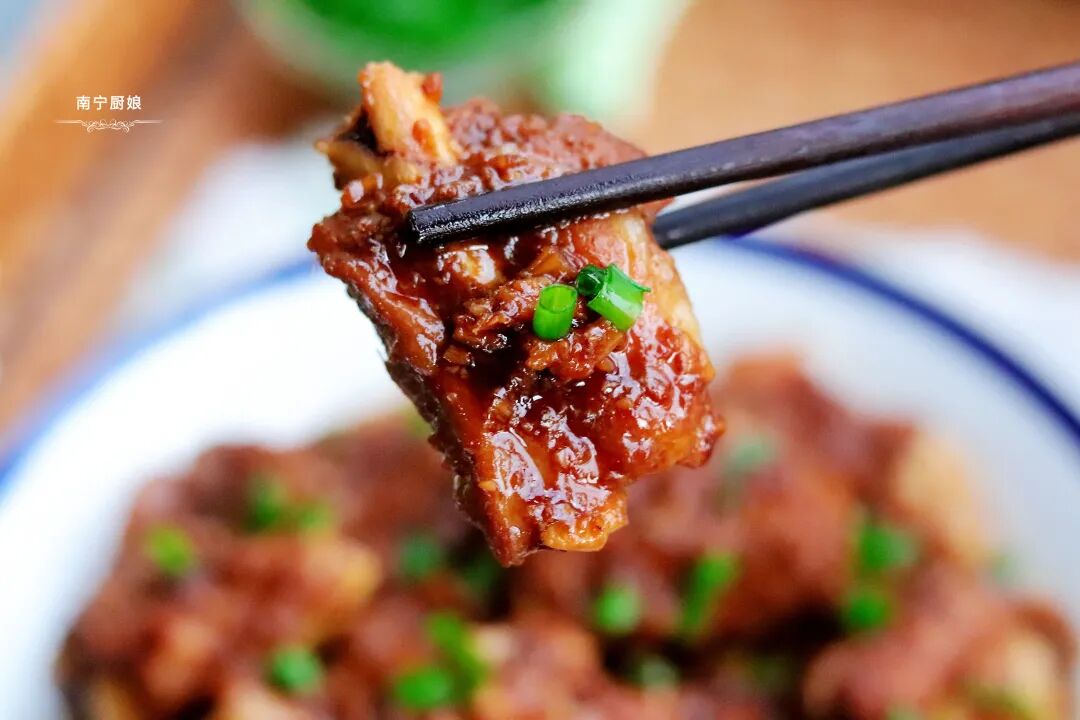 电饭锅蒜蓉排骨做法_电饭煲清洁步骤_懒人电饭锅菜谱