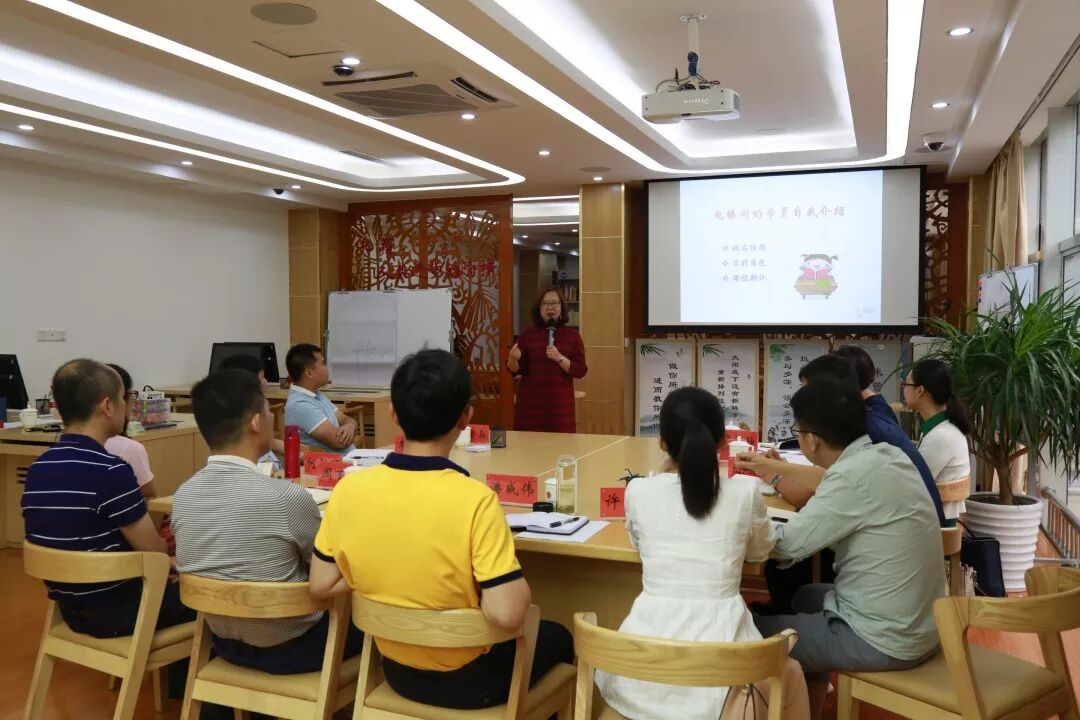 【2019-第80期】公众表达训练佳  青年干警展风采 | 星尘资源网