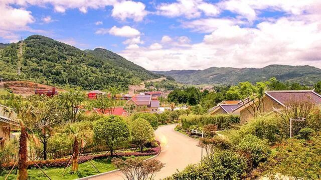 龙里油画大草原蒙古包住宿_龙里油画大草原观光缆车_贵阳周边游