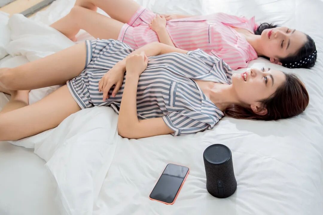 床垫选择与睡眠_适合伴侣的抗干扰床垫推荐_改善睡眠质量床垫选择