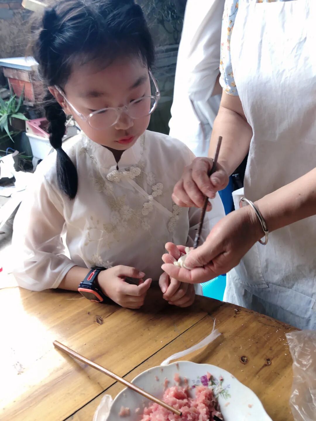 劳动教育课程 中小学生必修课程 劳动教育政策_中小学教育