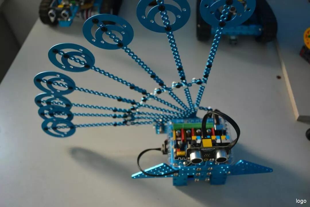 机器人培训_3D打印机激光雕刻机机器人活动_金东区中小学机器人项目培训