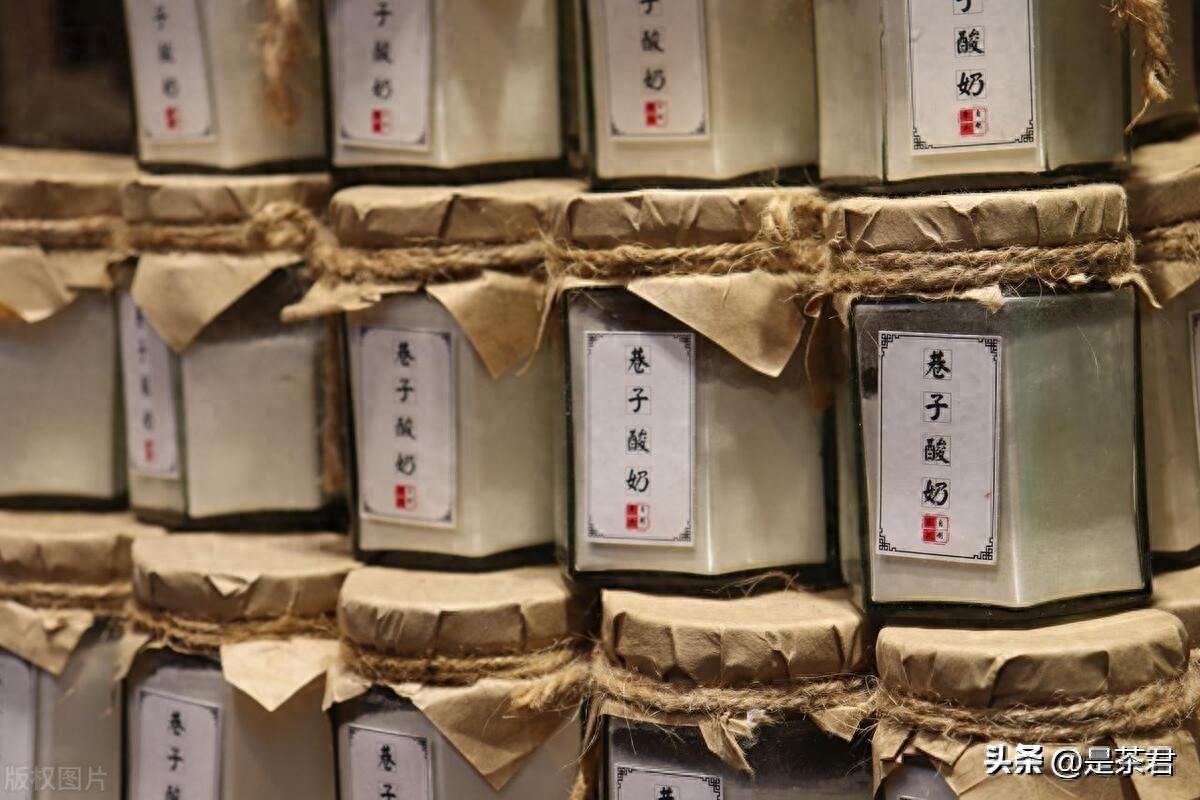存储不好茶叶白费!纸箱、陶瓷、玻璃,这些随手物件就能轻松存茶 | 星尘资源网
