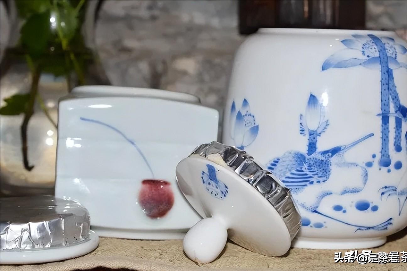 茶叶储存方式_锡器铜器铁器存放茶叶_瓷器密封存放
