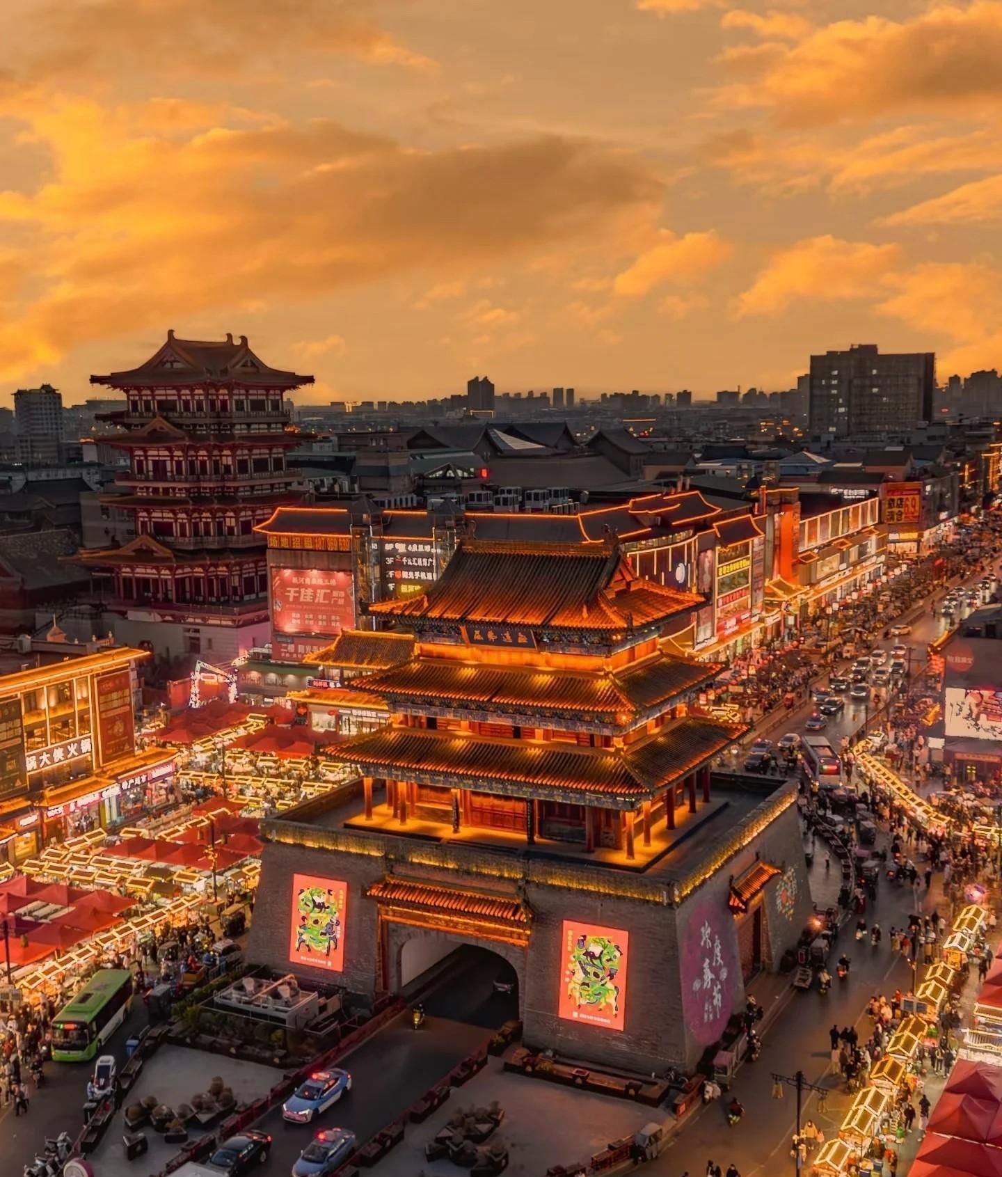 古城慢旅行 夜景体验 慢生活古城_古城打卡路线